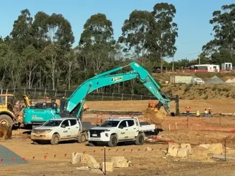 LED Plant and Civil operating on site